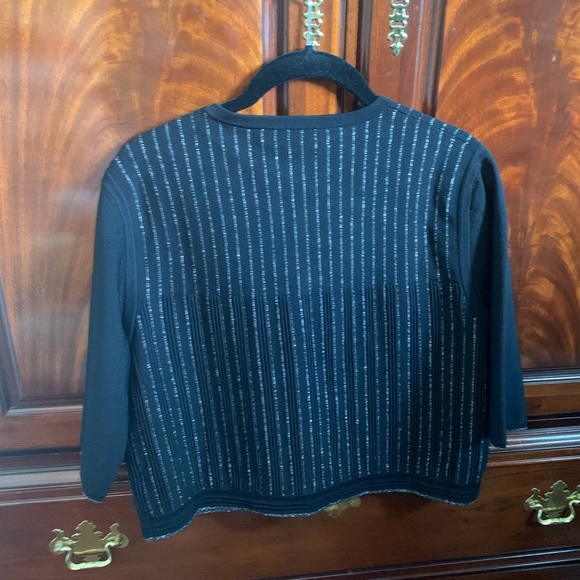 Designer sweater w/ 3/4 sleeves, silver-thread - Picture 2 of 2